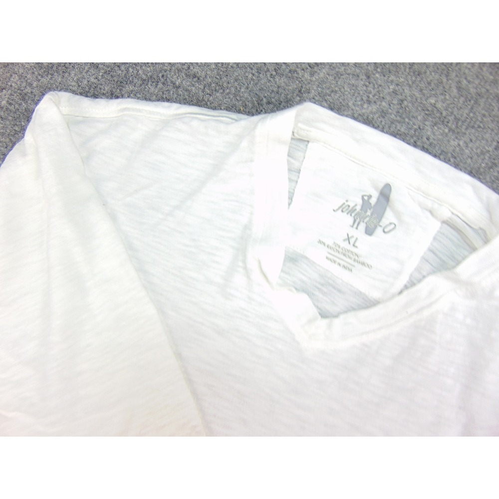 johnnie-O T-Shirt Mens XL White Cotton Bamboo Slub Knit V-Neck Coastal Surf